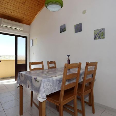 Little Heaven On Earth - Apartmani Martina Vlašići 外观 照片